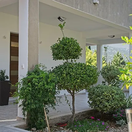 Marangun Apartment *