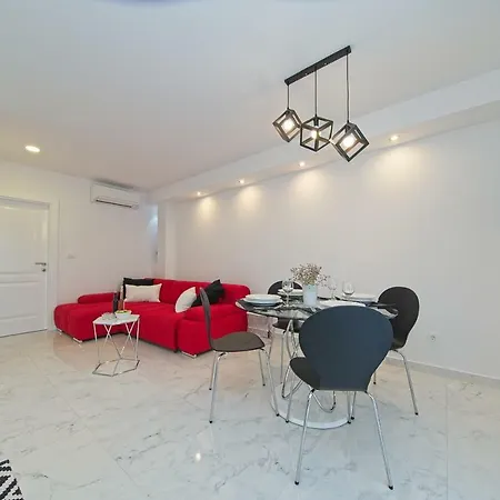 Apartment Marangun Ston